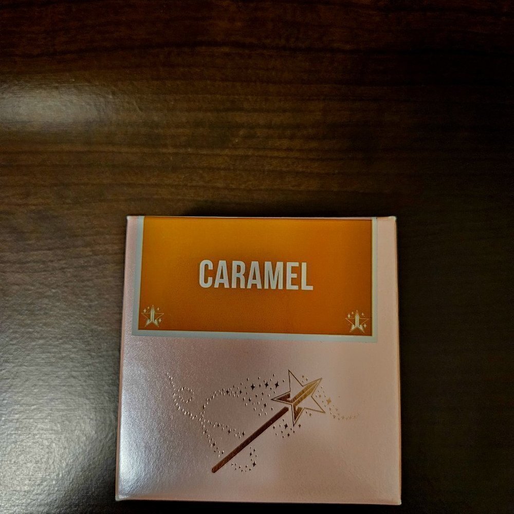Jeffree Star Magic Star Setting Powder in Caramel (NIB)